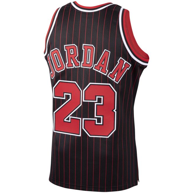 Michael Jordan Chicago Bulls Mitchell & Ness 1995/96 Hardwood Classics Authentic Jersey - Black - Image 3